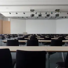 Wynajem sali konferencyjnej jaki VAT? Sprawdź, co musisz wiedzieć