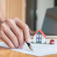 Ile kosztuje notariusz przy wynajmie mieszkania? Sprawdź ukryte opłaty