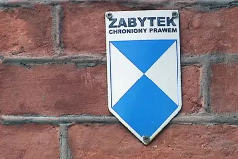 Kiedy budynek jest zabytkiem: kluczowe kryteria i proces uznania