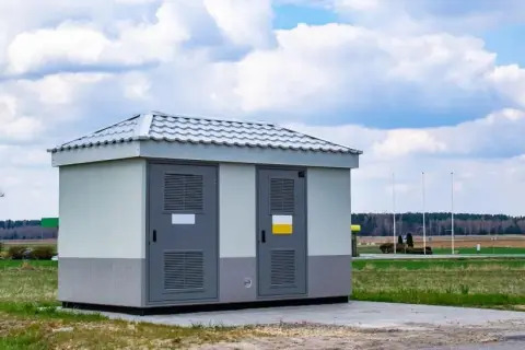 Stacja transformatorowa budynek czy budowla? Kluczowe różnice i konsekwencje