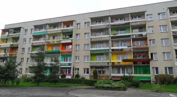 Mieszkanie komunalne ile metrów na osobę? Sprawdź, co przysługuje!