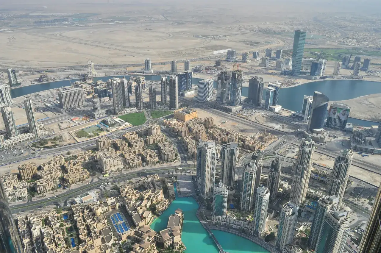Zdjęcie Ile ma najwyższy budynek świata? Zaskakujące fakty o Burj Khalifa